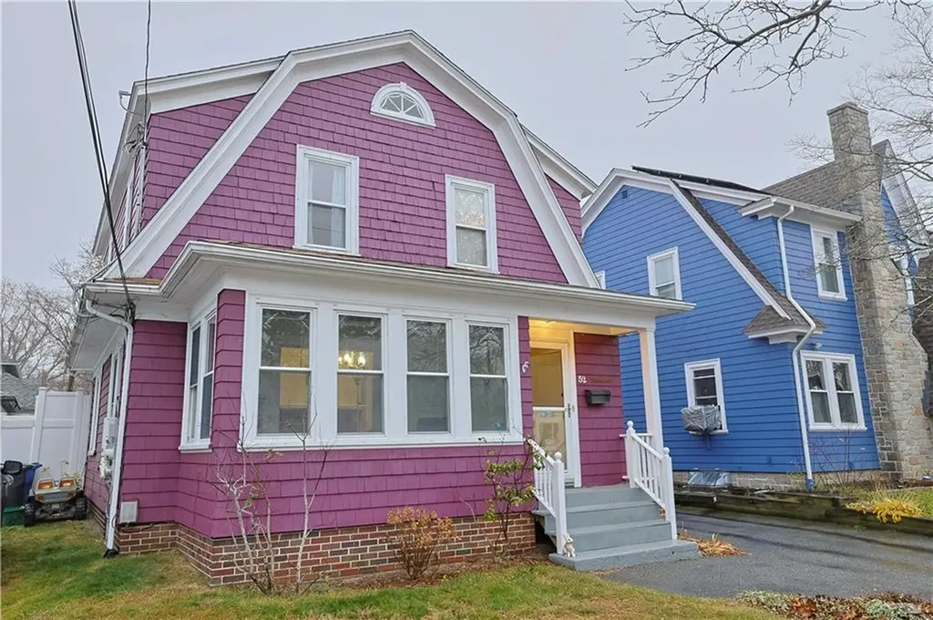52 Lyndon Road Cranston RI 02905