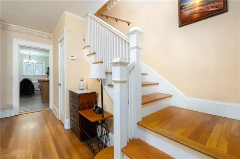 52 Lyndon Road Cranston RI 02905