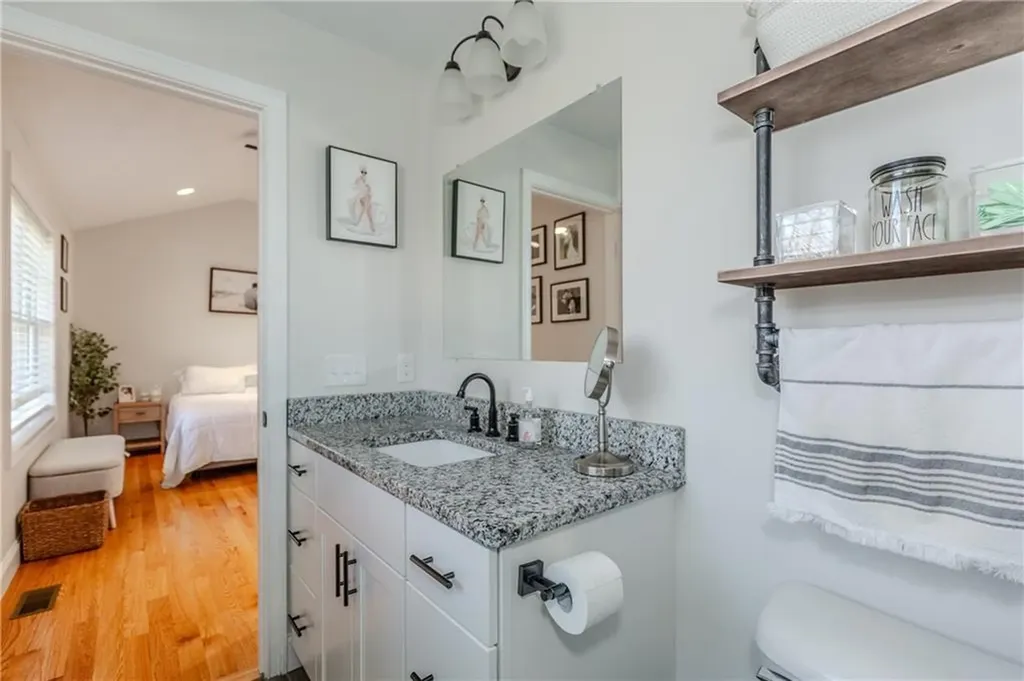 13 Carltons Trail Smithfield RI 02917