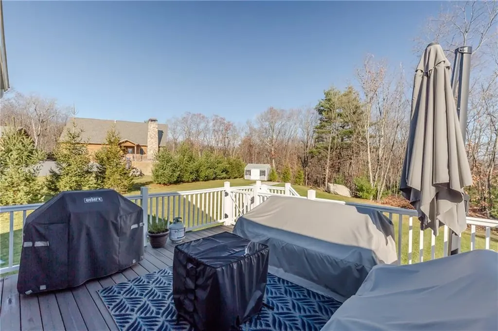 13 Carltons Trail Smithfield RI 02917