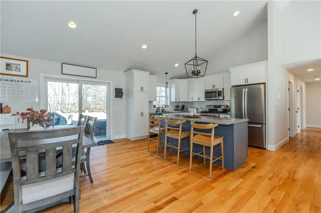 13 Carltons Trail Smithfield RI 02917