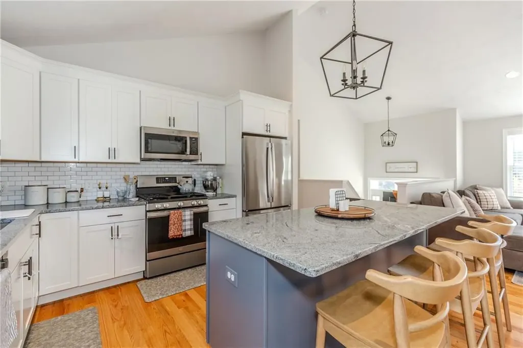 13 Carltons Trail Smithfield RI 02917