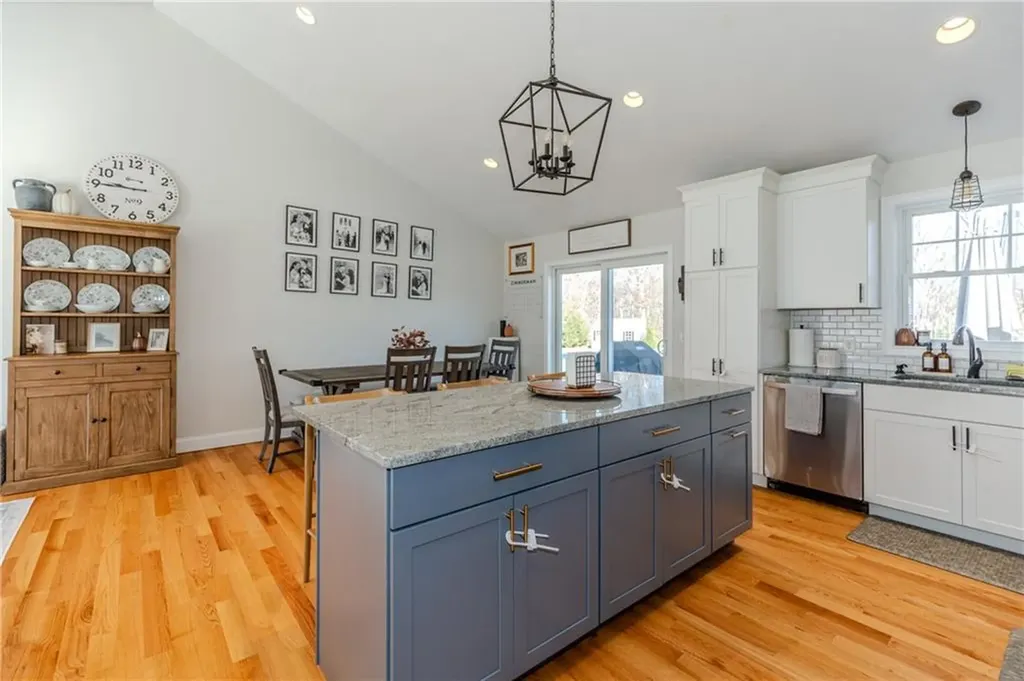13 Carltons Trail Smithfield RI 02917