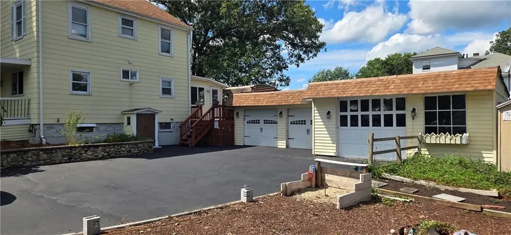 24 Arthur Avenue Woonsocket RI 02895