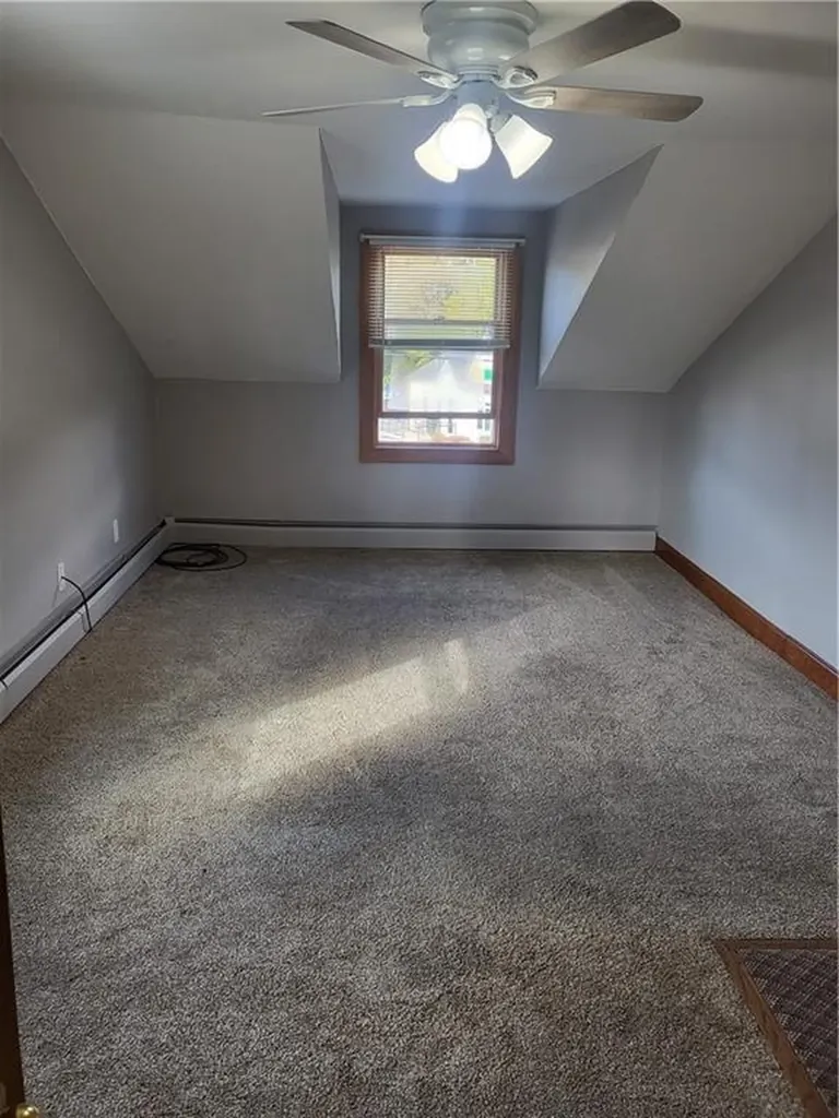 1296 Stafford Road Tiverton RI 02878