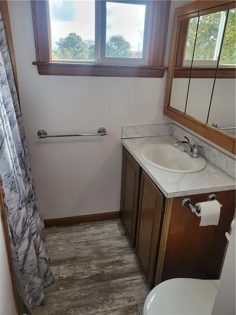1296 Stafford Road Tiverton RI 02878