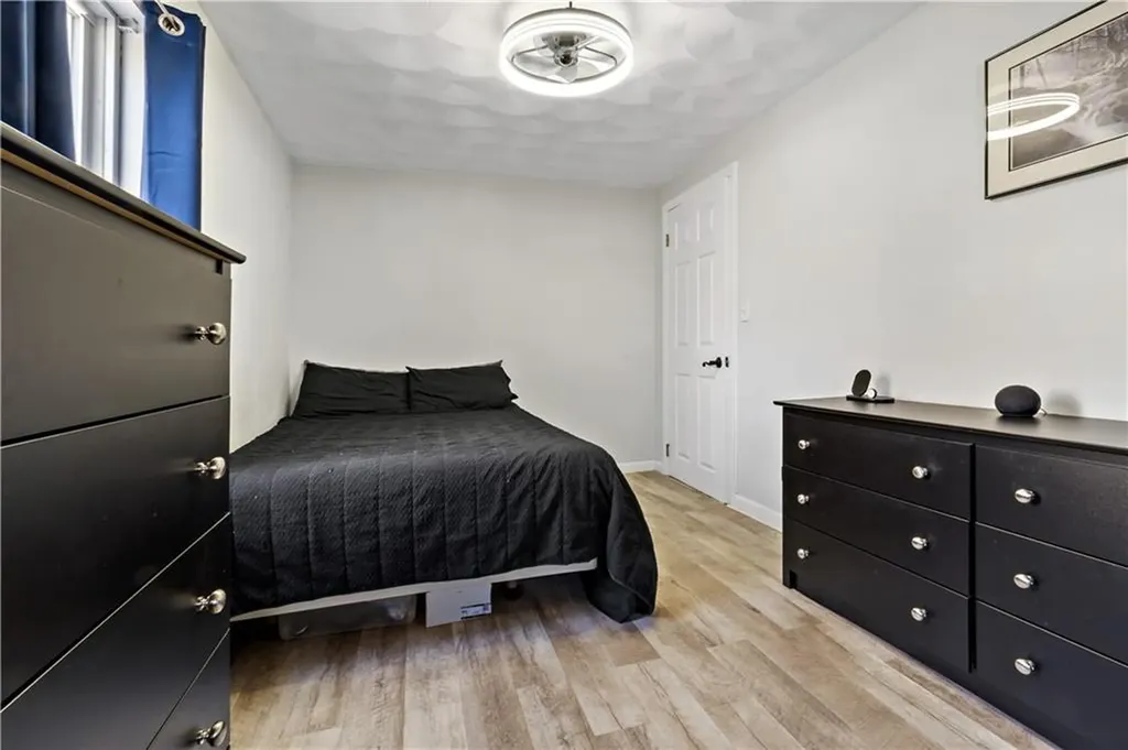 98 Ogden Avenue Warwick RI 02889