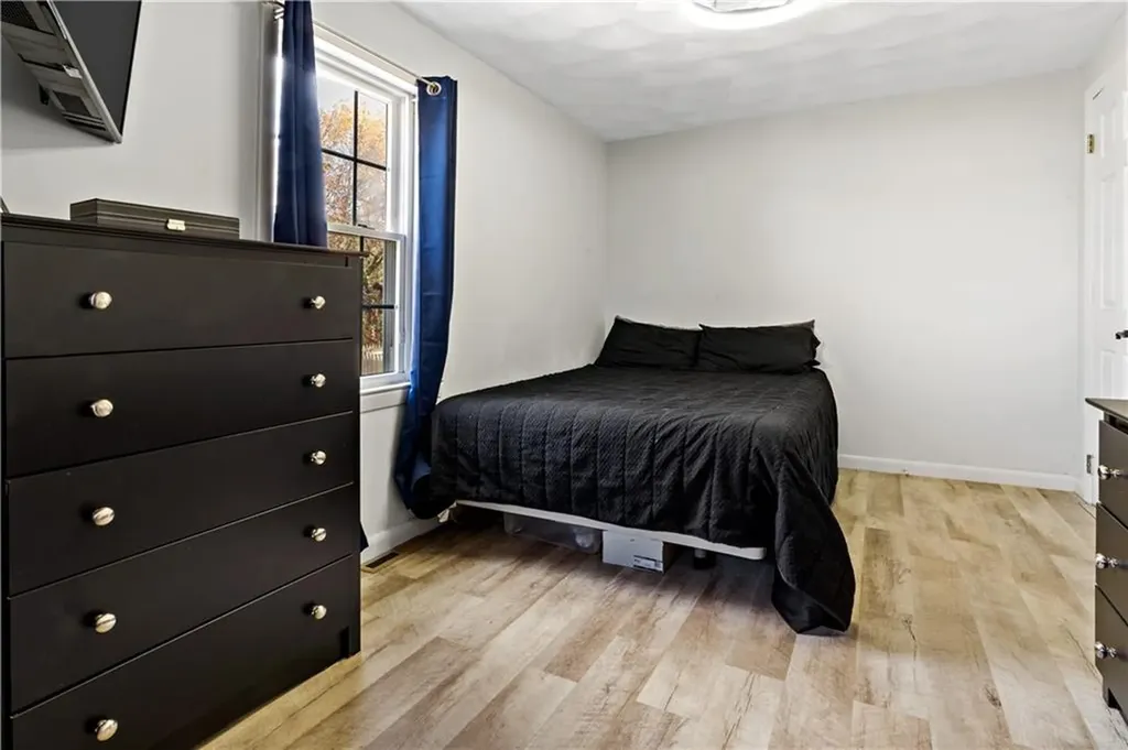 98 Ogden Avenue Warwick RI 02889