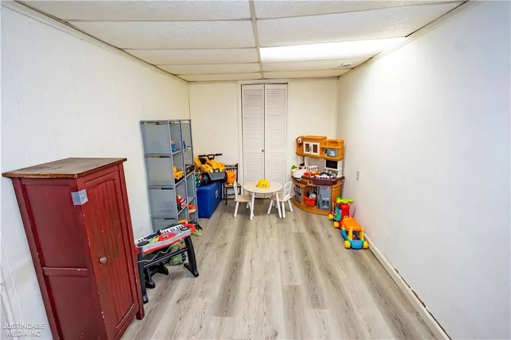 75 Leonard Avenue East Providence RI 02914