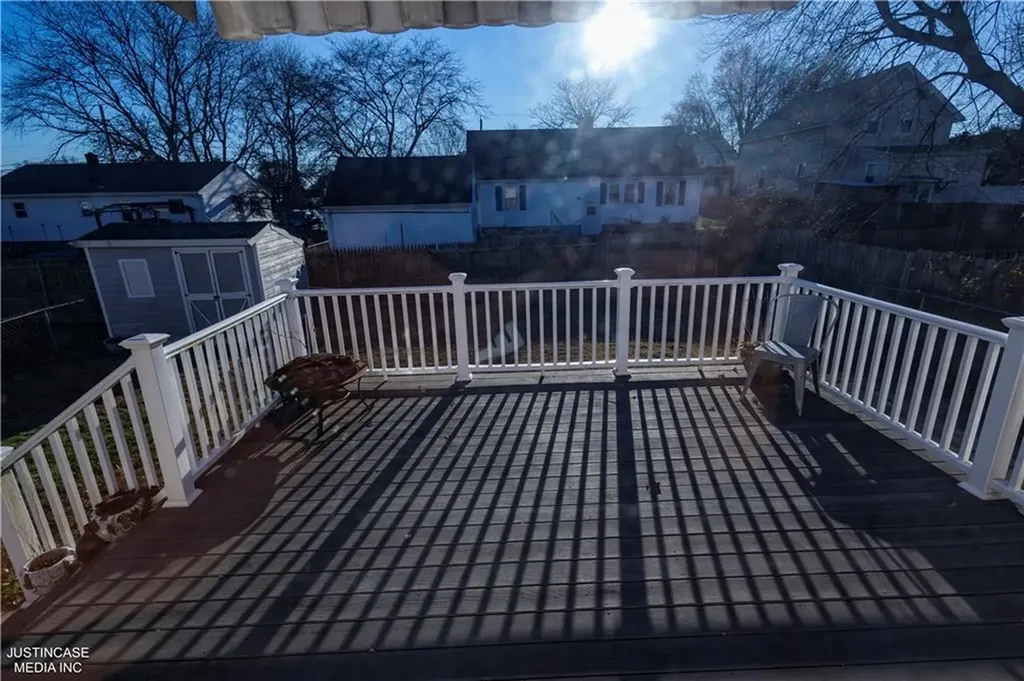 75 Leonard Avenue East Providence RI 02914