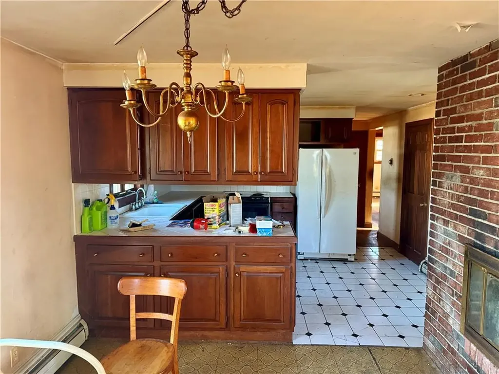 88 Kenyon Road Tiverton RI 02878