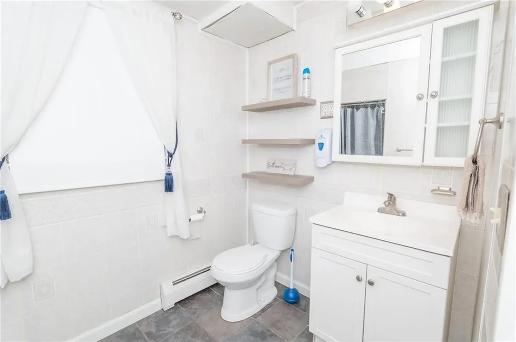 26 Kulas Road West Warwick RI 02893