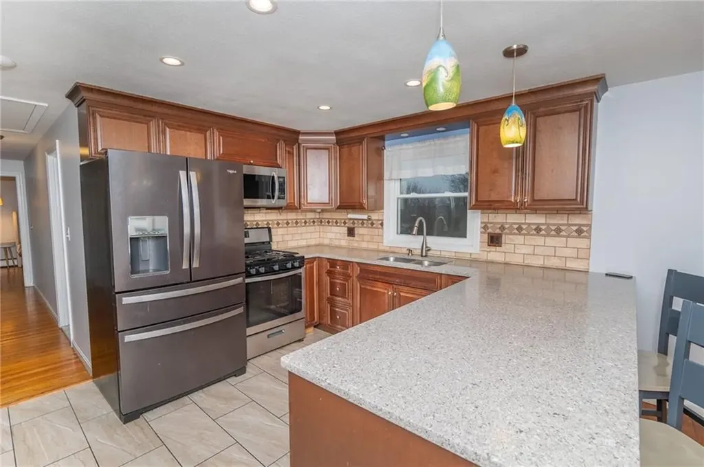 26 Kulas Road West Warwick RI 02893