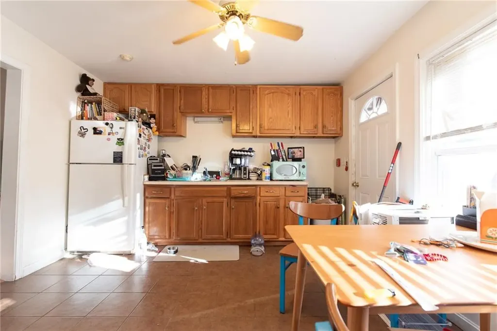 84 86 Northeast Street Woonsocket RI 02895