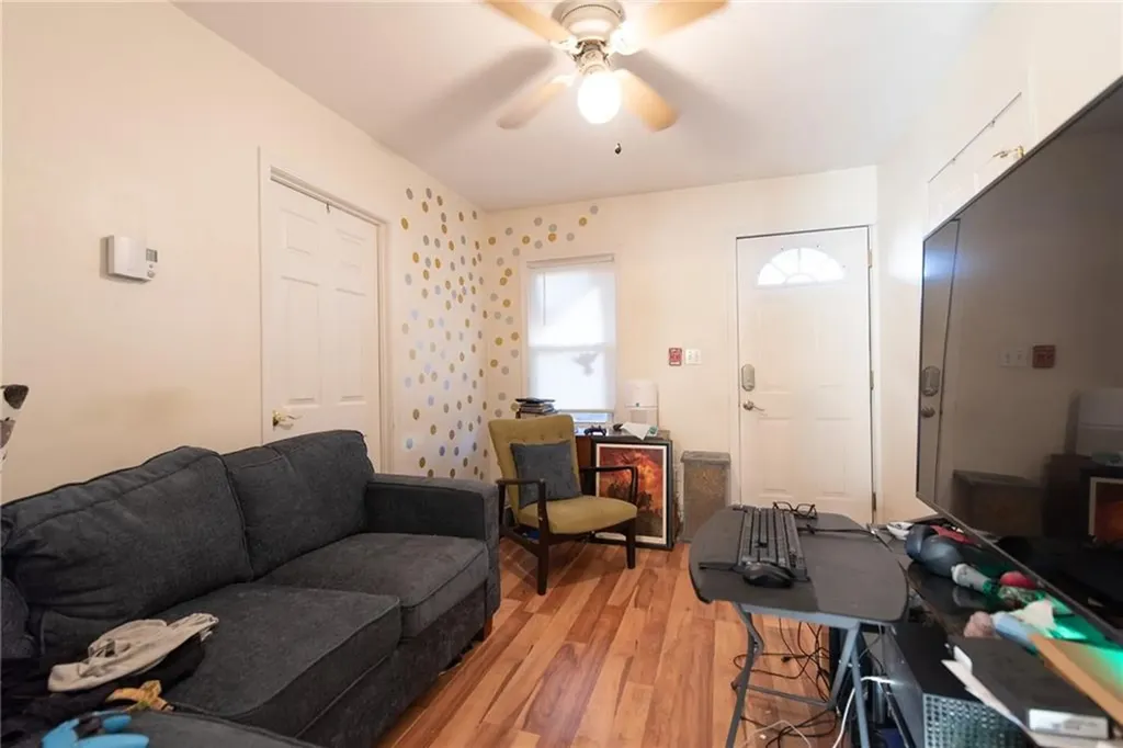 84 86 Northeast Street Woonsocket RI 02895