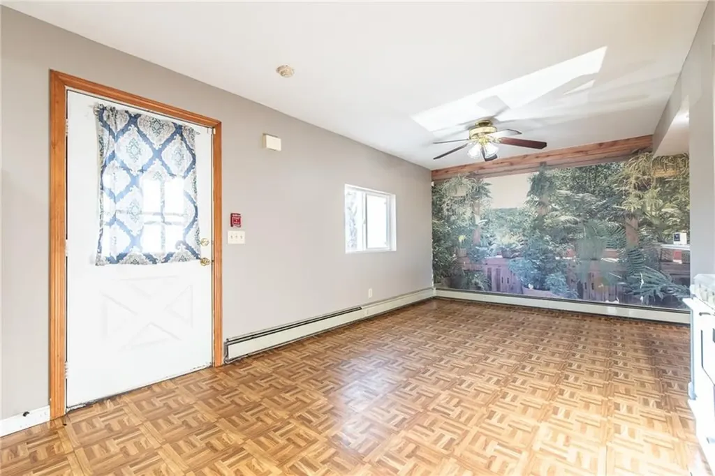 84 86 Northeast Street Woonsocket RI 02895