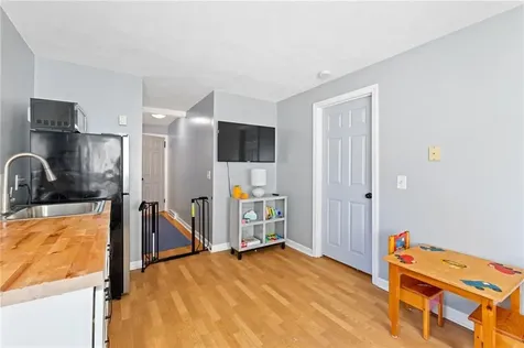 490 School Street North Kingstown RI 02852