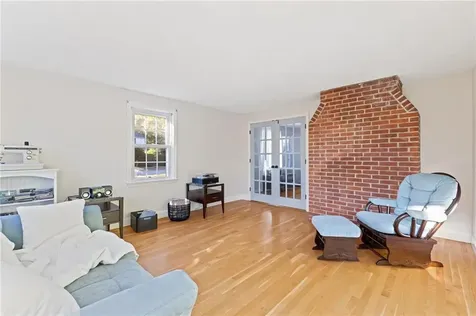 490 School Street North Kingstown RI 02852