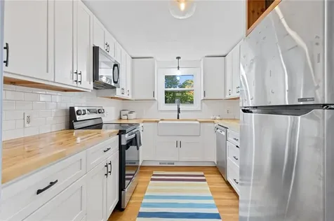 490 School Street North Kingstown RI 02852