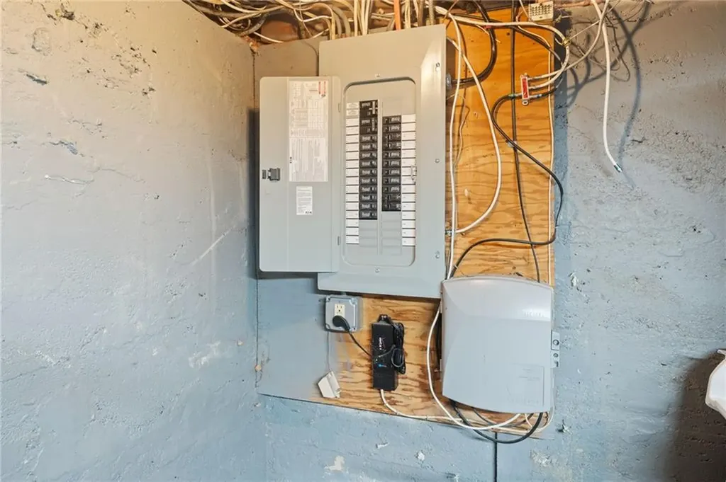 435 Farnum Pike Smithfield RI 02917