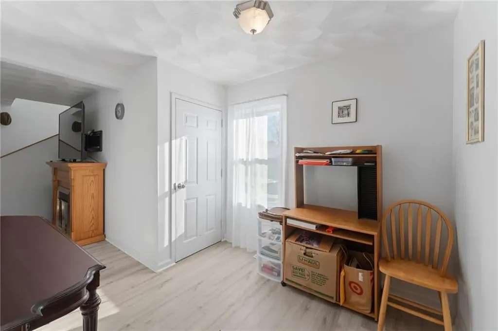 793 799 West Shore Road Warwick RI 02889