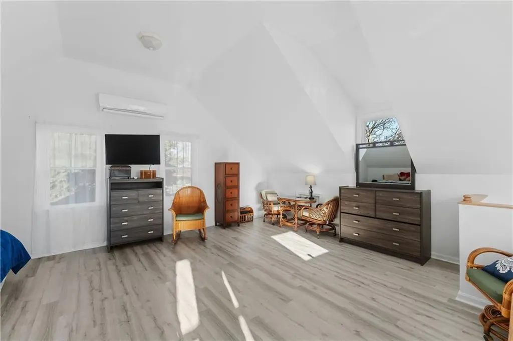793 799 West Shore Road Warwick RI 02889