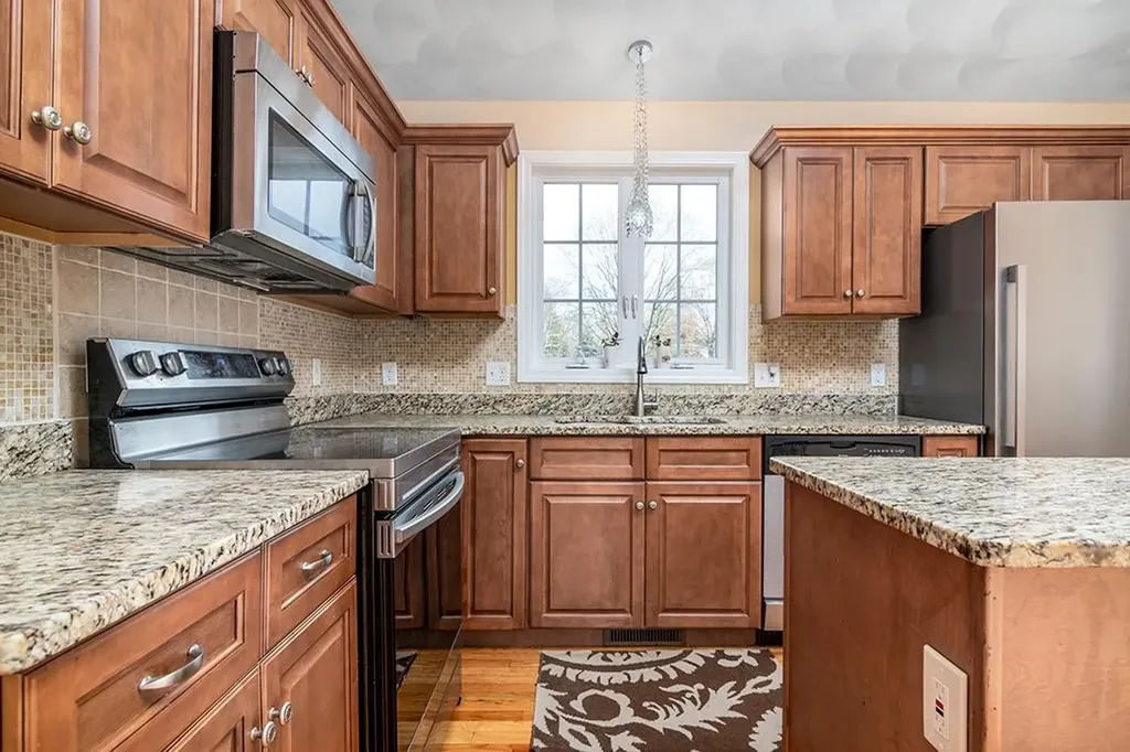 32 Woodrow Avenue Cranston RI 02920