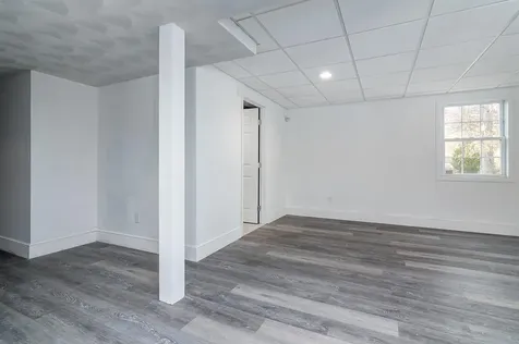 32 Woodrow Avenue Cranston RI 02920