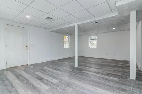 32 Woodrow Avenue Cranston RI 02920