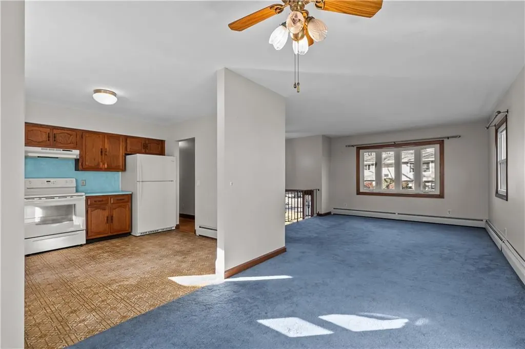 25 Lakeview Avenue Lincoln RI 02865