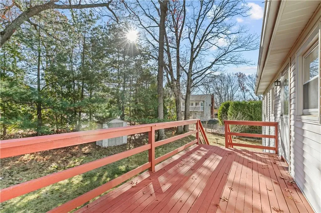25 Lakeview Avenue Lincoln RI 02865