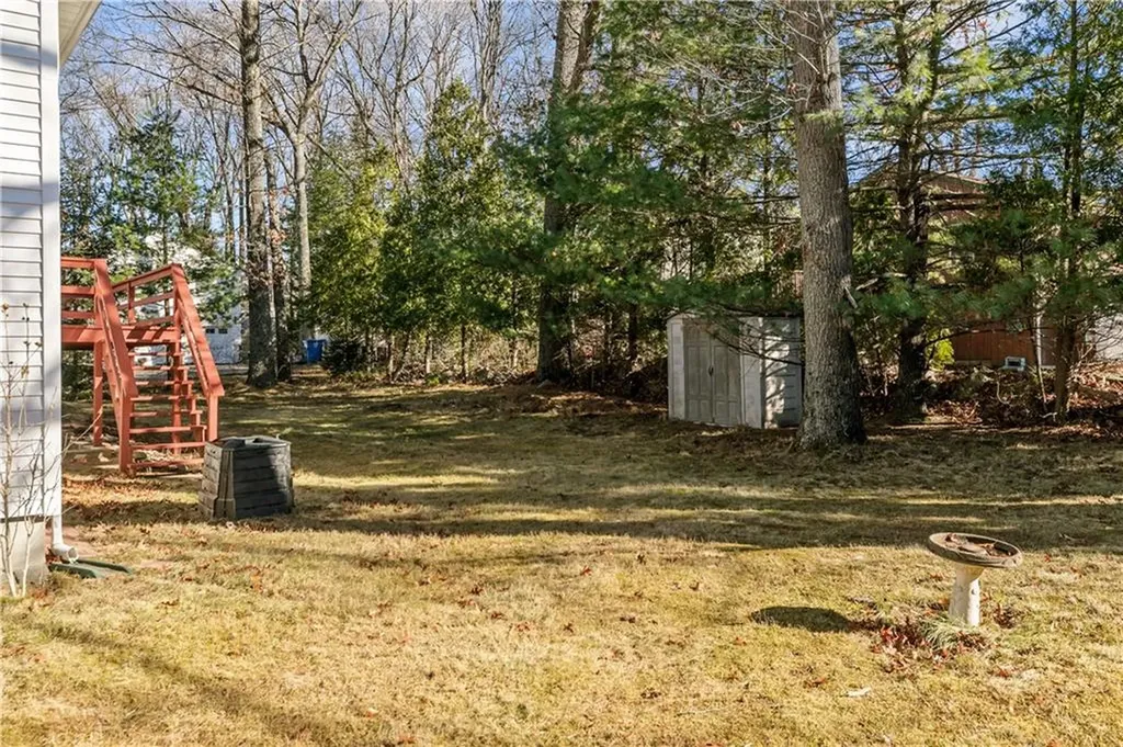 25 Lakeview Avenue Lincoln RI 02865