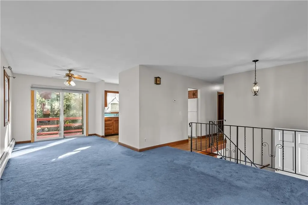 25 Lakeview Avenue Lincoln RI 02865