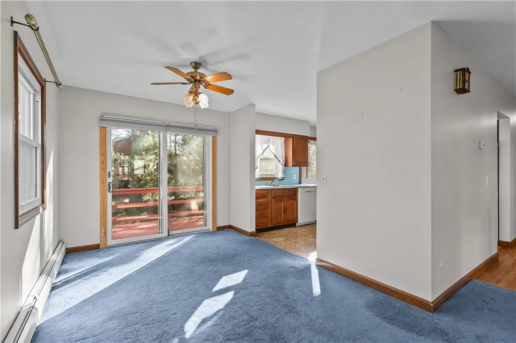 25 Lakeview Avenue Lincoln RI 02865