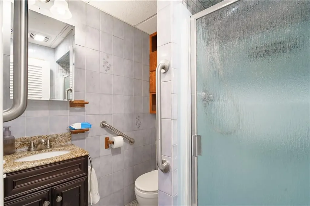 127 Aborn Avenue Warwick RI 02888