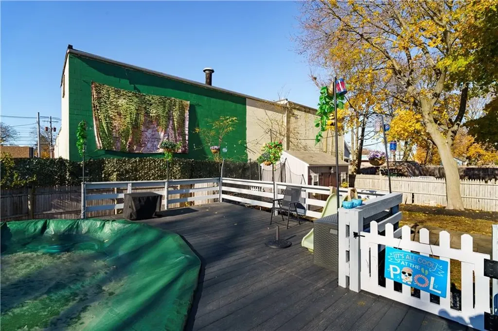 127 Aborn Avenue Warwick RI 02888