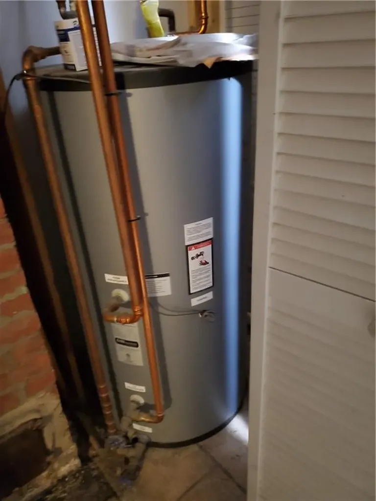 20 Lapre Road North Smithfield RI 02896