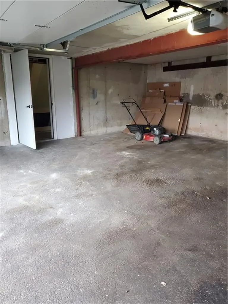 20 Lapre Road North Smithfield RI 02896