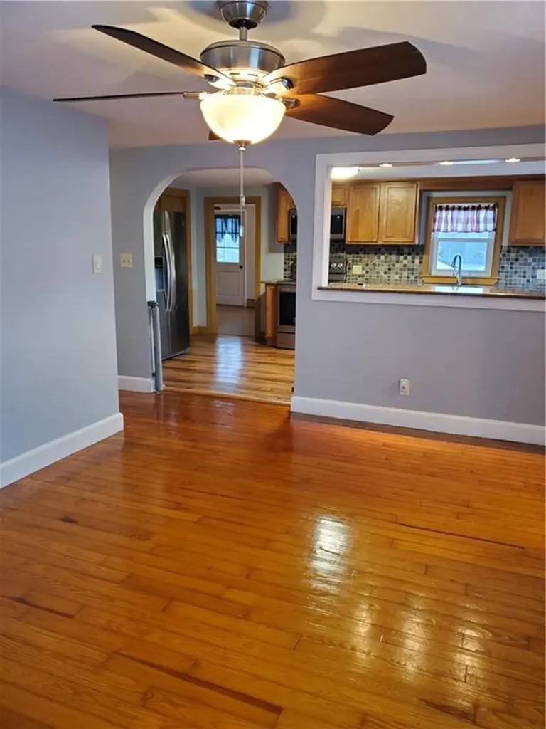 20 Lapre Road North Smithfield RI 02896