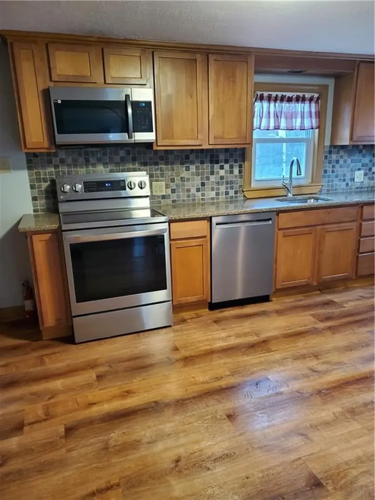 20 Lapre Road North Smithfield RI 02896