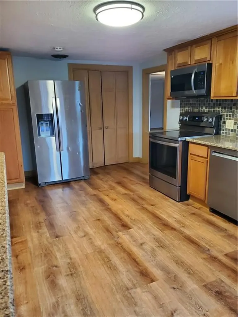 20 Lapre Road North Smithfield RI 02896