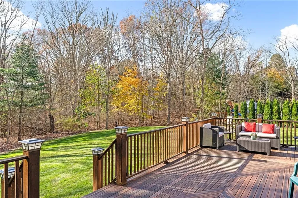 9 Sylvan Lane Westerly RI 02891