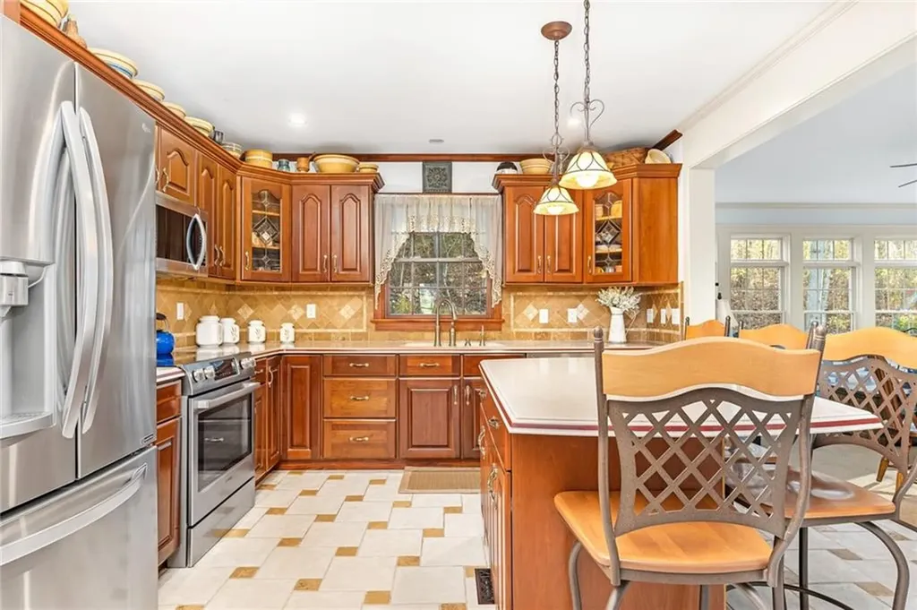 9 Sylvan Lane Westerly RI 02891