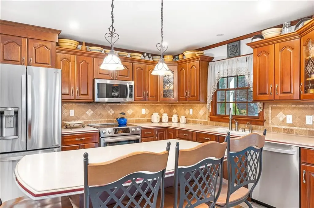 9 Sylvan Lane Westerly RI 02891