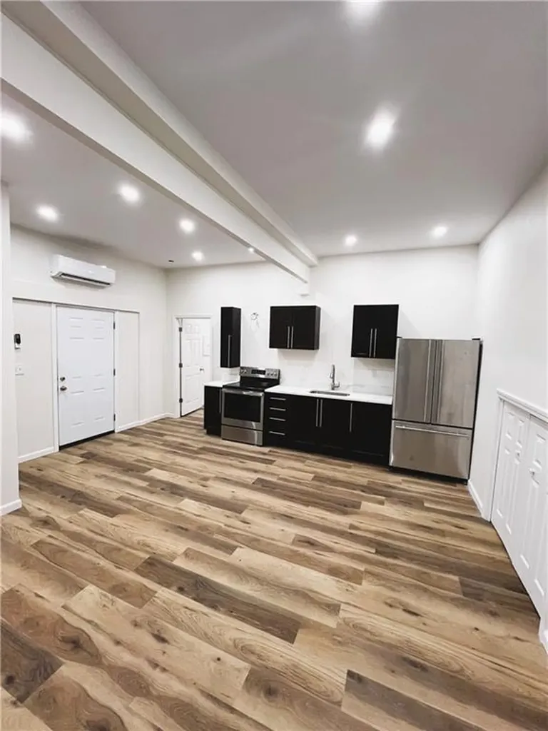 155 Washington Avenue Providence RI 02905