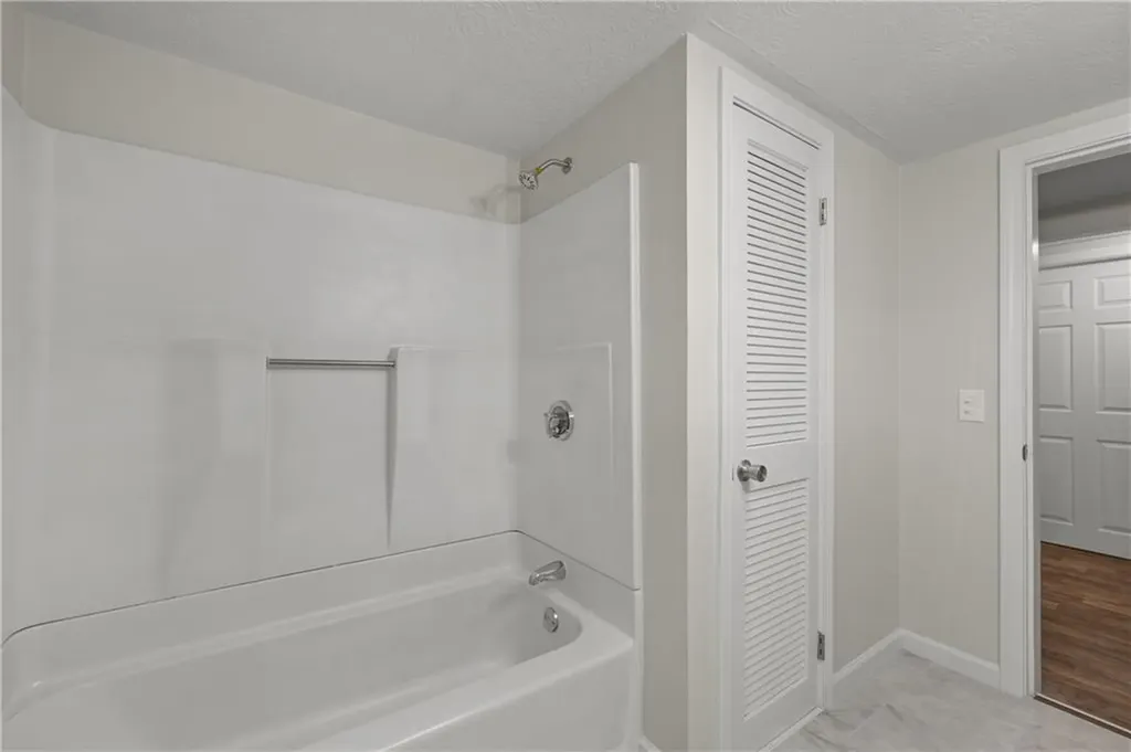 237 Saint Louis Avenue Woonsocket RI 02895