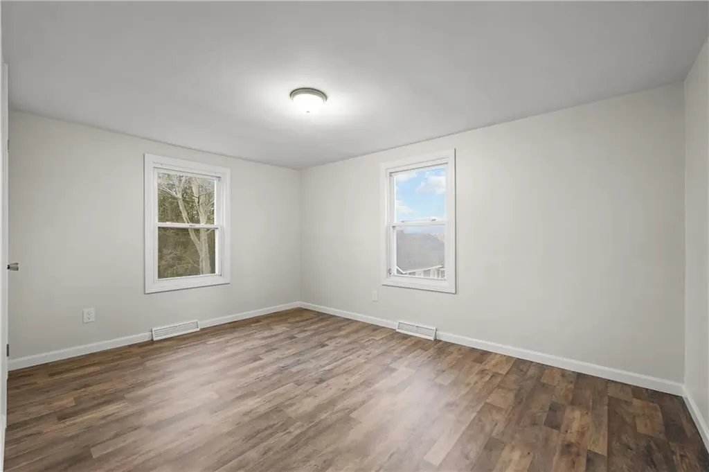 237 Saint Louis Avenue Woonsocket RI 02895