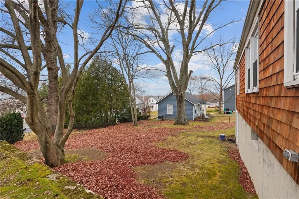 237 Saint Louis Avenue Woonsocket RI 02895