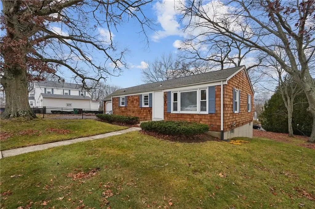 237 Saint Louis Avenue Woonsocket RI 02895