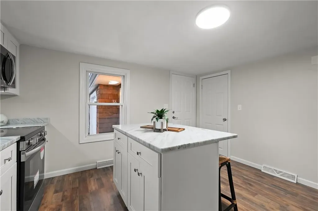 237 Saint Louis Avenue Woonsocket RI 02895
